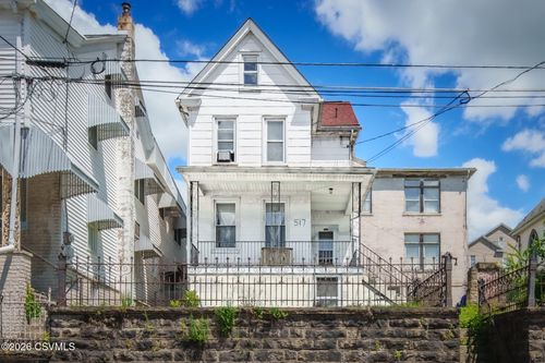 517 W 2nd St, Mount Carmel, PA, 17851-1107 | Card Image