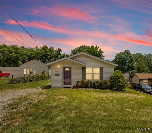 2307 Birch St, Alton, IL, 62002-4416 | Card Image