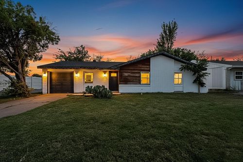 2611 Hardy Pl, Arlington, TX, 76010-2404 | Card Image