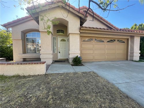 10718 Blue Crest Rd, Yucaipa, CA, 92399-5926 | Card Image
