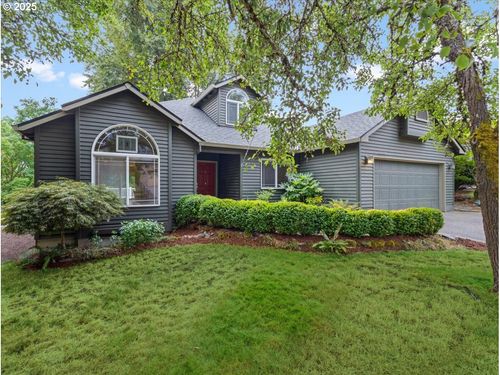 18318 Sw Woodhaven Dr, Sherwood, OR, 97140-8880 | Card Image