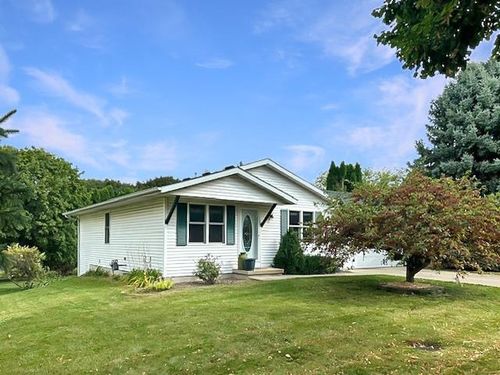 3930 Rieder Rd, MADISON, WI, 53704-7211 | Card Image