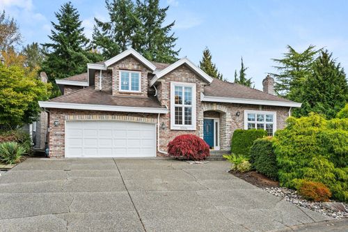 12334 56 Ave, Surrey, BC, V3X2X2 | Card Image