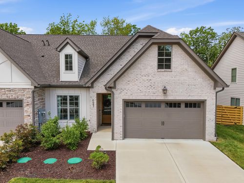 4681 Dempsey Way, Chattanooga, TN, 37419-2447 | Card Image