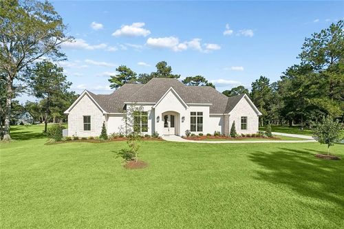 119 Chinawood Dr, Abita Springs, LA, 70420-4017 | Card Image