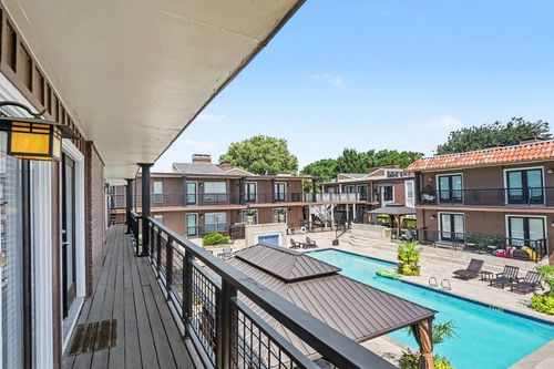 223-5926 Sandhurst Ln, Dallas, TX, 75206-4748 | Card Image