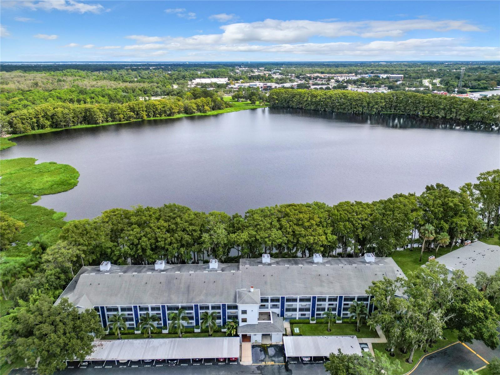 Northlake Dr, Sanford, FL 32773