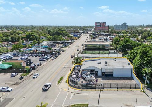 401 Nw 79th St, MIAMI, FL, 33150-2806 | Card Image