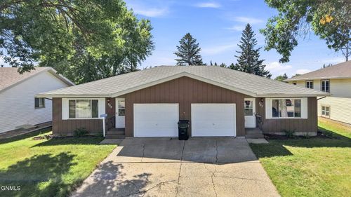 507/509 Interstate Avenue E, Bismarck, ND, 58503 | Card Image