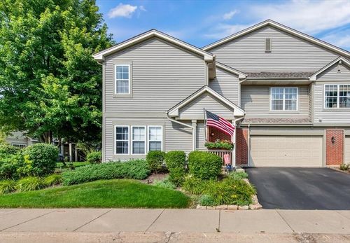 2138 Vanderbilt Dr, Geneva, IL, 60134-4706 | Card Image