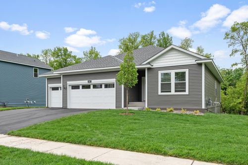 687 Aspen Ln, Montrose, MN, 55363 | Card Image