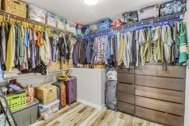 Primary Closet1_1.JPG | Image 25