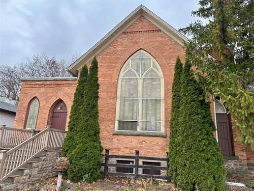 6080 Fulton St, Mayville, MI, 48744-5100 | Card Image