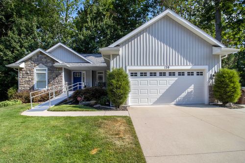 139 Evan Dr Ne, Comstock Park, MI, 49321-7906 | Card Image