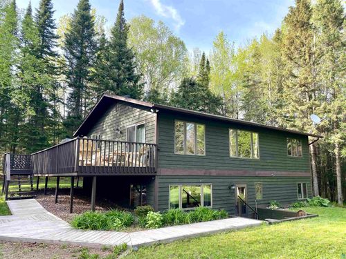 300 Caribou Trl, Lutsen, MN, 55612-9503 | Card Image