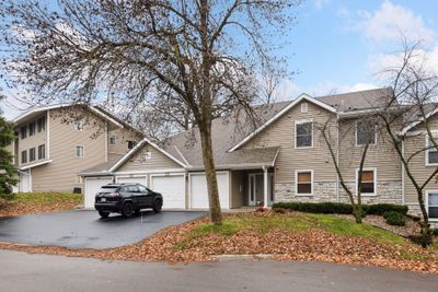 14347 Fairway Drive, Home with 2 bedrooms, 1 bathrooms and null parking in Eden Prairie MN | Image 2