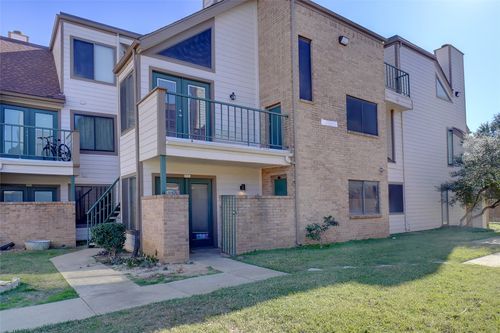 apt-g206-2300 Balsam Dr, Arlington, TX, 76006-5935 | Card Image