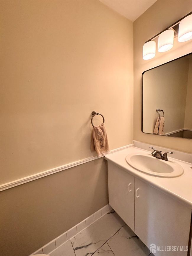 2 Burr Ct, Townhouse with 3 bedrooms, 3 bathrooms and null parking in Plainsboro NJ | Image 16