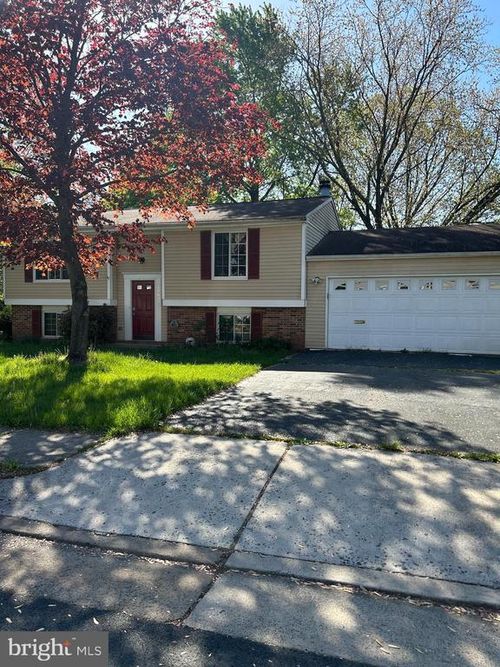 12835 Pinecrest Rd, HERNDON, VA, 20171-2603 | Card Image