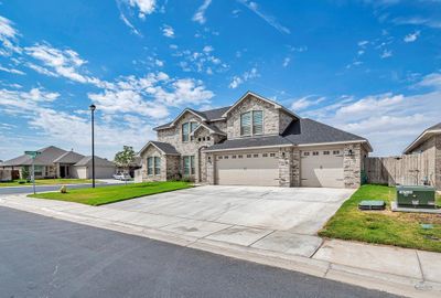 6001 Silent Rain, House other with 5 bedrooms, 3 bathrooms and 3 parking in Midland TX | Image 2