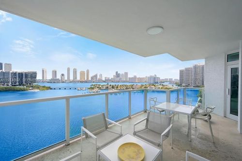 apt-1104-3201 Ne 183rd St, Aventura, FL, 33160-2587 | Card Image