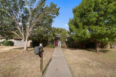 5202 Meadowick Lane, House other with 3 bedrooms, 2 bathrooms and null parking in Abilene TX | Image 2