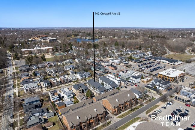BLDG-1 - 702 Croswell Ave, Condo with 3 bedrooms, 3 bathrooms and null parking in East Grand Rapids MI | Image 42
