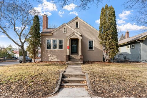 2300 Mckinley St Ne, Minneapolis, MN, 55418-4009 | Card Image