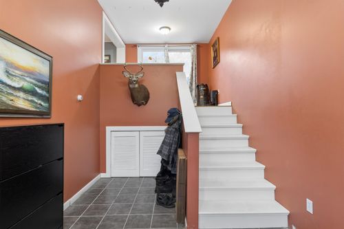 373 E Roxbury Rd, Northfield, VT, 05663-6926 | Card Image