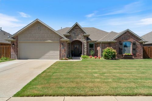4468 W Blissful Dr, Fayetteville, AR, 72704-5061 | Card Image