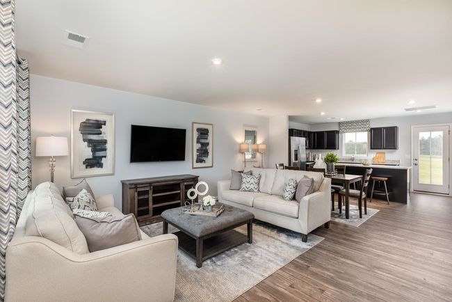 7 White Birch Rd, House other with 4 bedrooms, 3 bathrooms and null parking in WAYNESBORO VA | Image 6