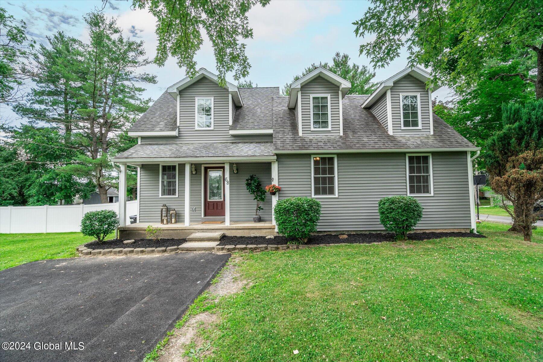 Haswell Rd, Watervliet, NY 12189