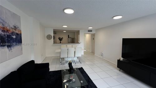 303-2780 Ne 183rd, Aventura, FL, 33160 | Card Image