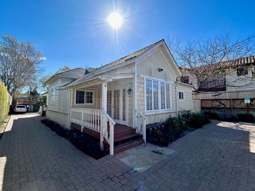 a-810 E Canon Perdido St, Santa Barbara, CA, 93103-3022 | Card Image