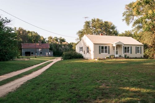27008 W State Road 61, Langdon, KS, 67583-9087 | Card Image