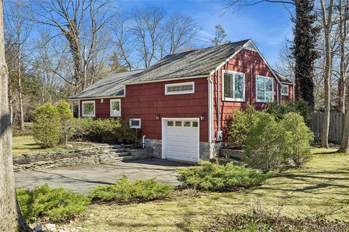 14 Suydam Dr, Melville, NY, 11747-1018 | Card Image