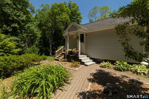 254 Park Rd, Haddam, CT, 06438-1260 | Card Image