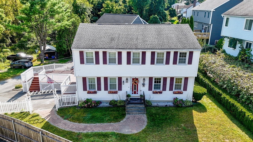 Varnum Ave, Lowell, MA 01854