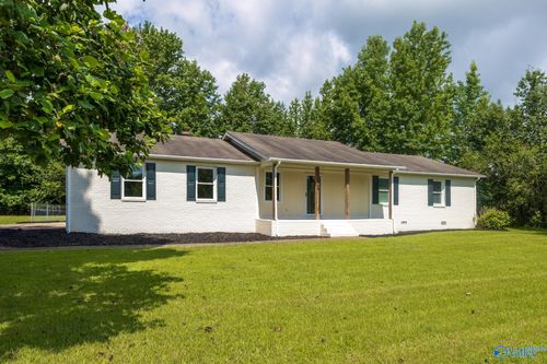 11566 Wall Triana Hwy, Ardmore, AL, 35739-9031 | Card Image