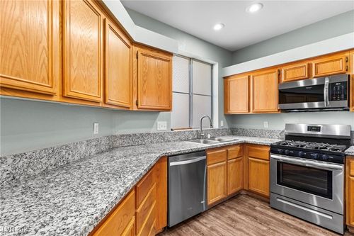 2037-5155 W Tropicana Ave, Las Vegas, NV, 89103-7000 | Card Image