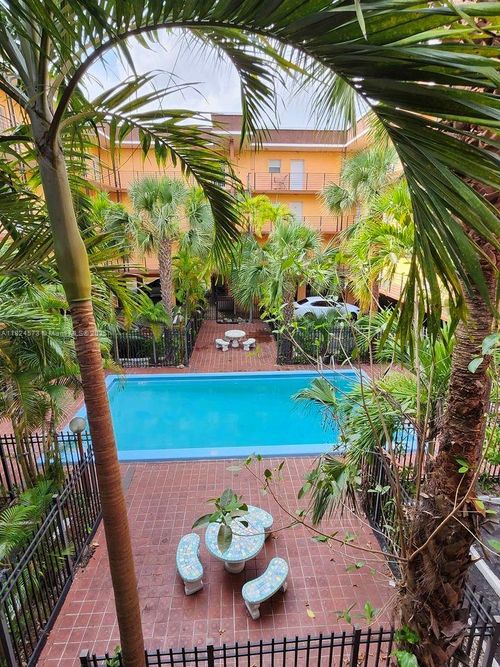 apt-412-365 Ne 125th St, North Miami, FL, 33161-4667 | Card Image
