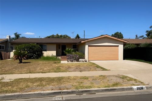 3139 W Paso Robles Dr, Anaheim, CA, 92804-1723 | Card Image
