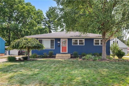 23929 Lebern Dr, North Olmsted, OH, 44070-1030 | Card Image