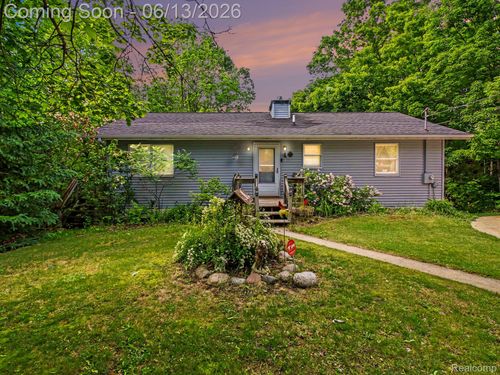 3621 Atkins Rd, Petoskey, MI, 49770-8901 | Card Image
