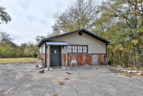 2381 State Highway 71 W, Cedar Creek, TX, 78612-3450 | Card Image