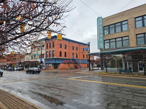 235 Huron Ave, Port Huron, MI, 48060-3821 | Card Image