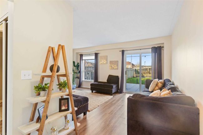 11 Trowell Lane, Condo with 3 bedrooms, 2 bathrooms and 2 parking in Ajax ON | Image 5
