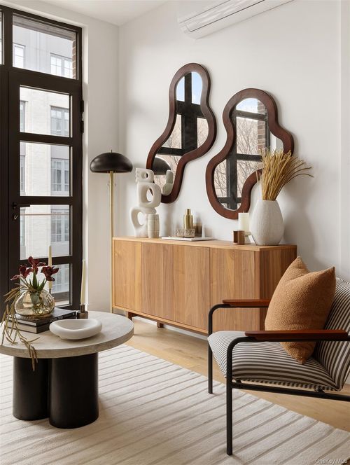 4a-37 32nd St, Long Island City, NY, 11101 | Card Image