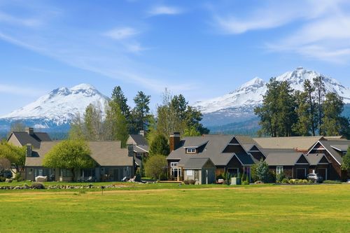 309 S Jefferson Way, Sisters, OR, 97759-0419 | Card Image