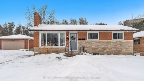 238 Mcnay St, London, ON, N5Y1L4 | Card Image